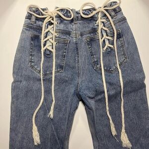 High waisted Lace up detail jeans